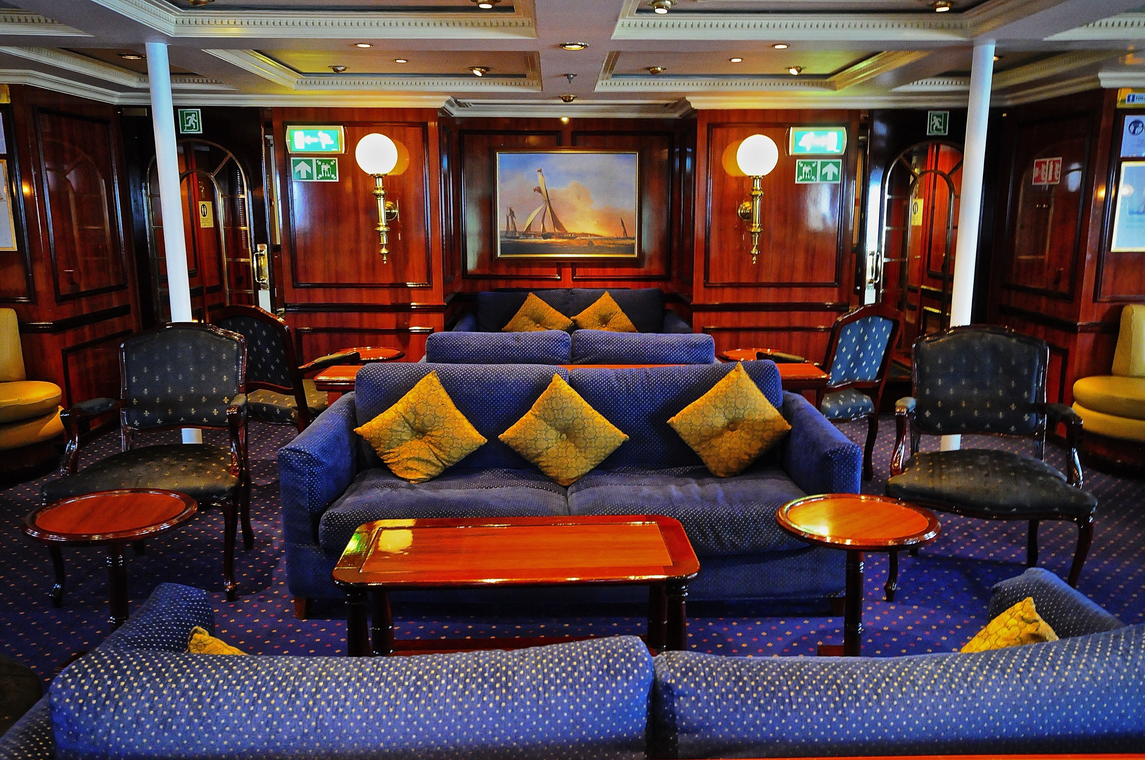 Royal Clipper - Onboard Entertainment